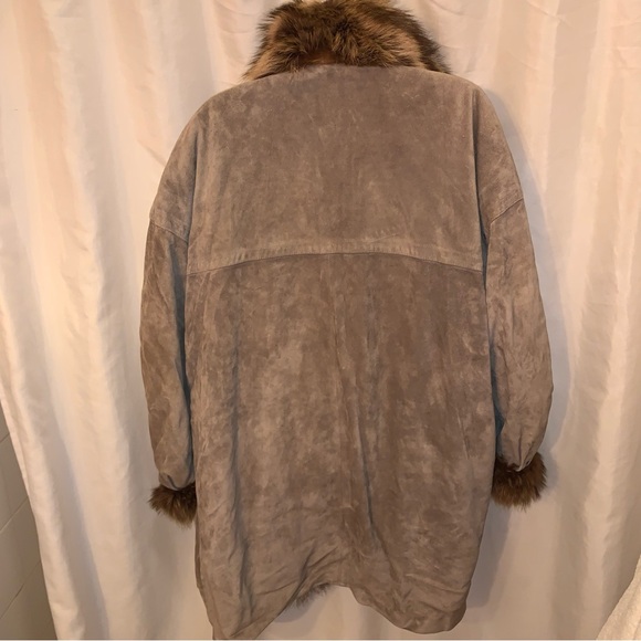 YVES SAINT LAURENT FOURRURES size XL suede/raccon/sheared beaver COAT - Picture 12 of 13